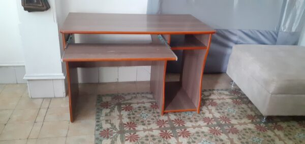 Mesa de computadora  #2
