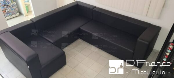 Sofá minimalista en forma de U #2