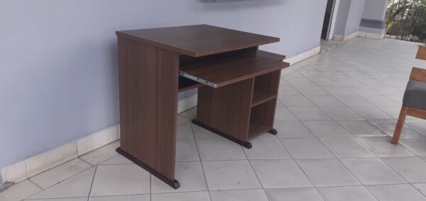 Mesa de computadora