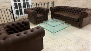 Conjunto de sofá y butacas Chesterfield