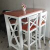 Juego de desayunador y cuatro banquetas