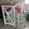 Juego de desayunador y cuatro banquetas